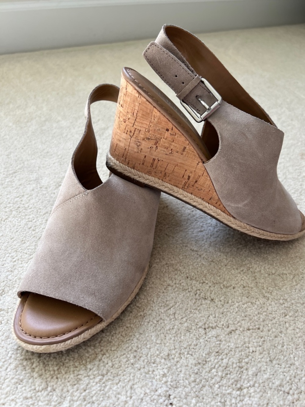 Women's Suede Slingback Cork Wedge Sandals - Taupe